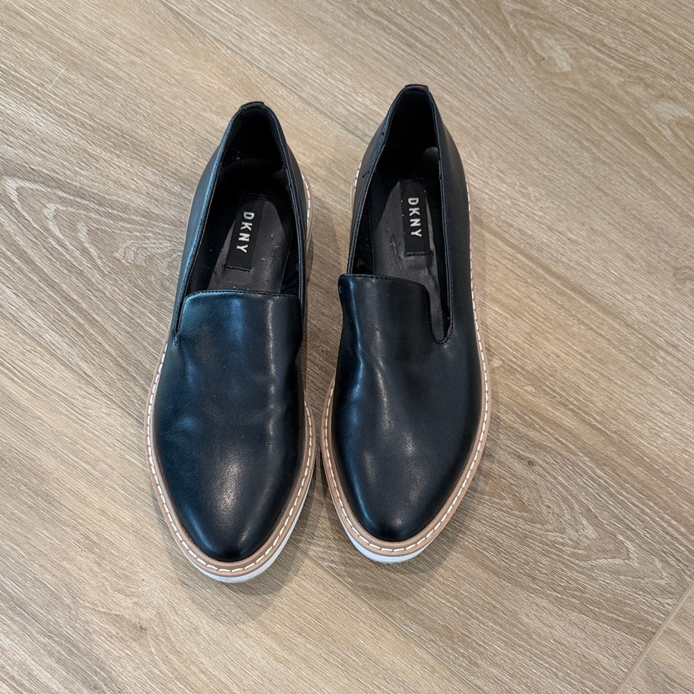 DKNY women’s Black Slip-On Loafers